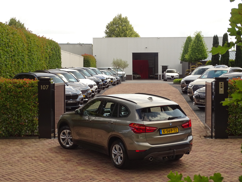 BMW X1 xDrive20i Essential | Trekhaak | 4x4| Verst. A-ban — photo 23