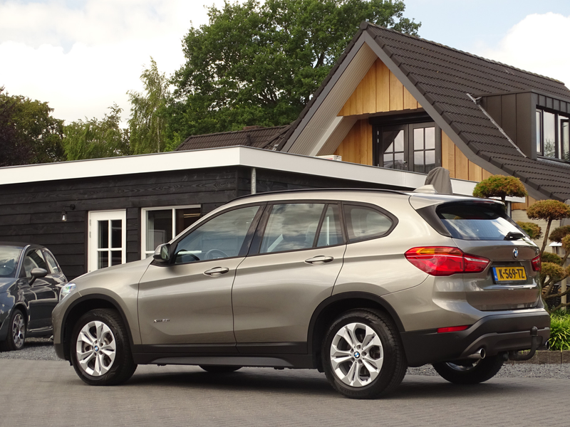 BMW X1 xDrive20i Essential | Trekhaak | 4x4| Verst. A-ban — photo 11