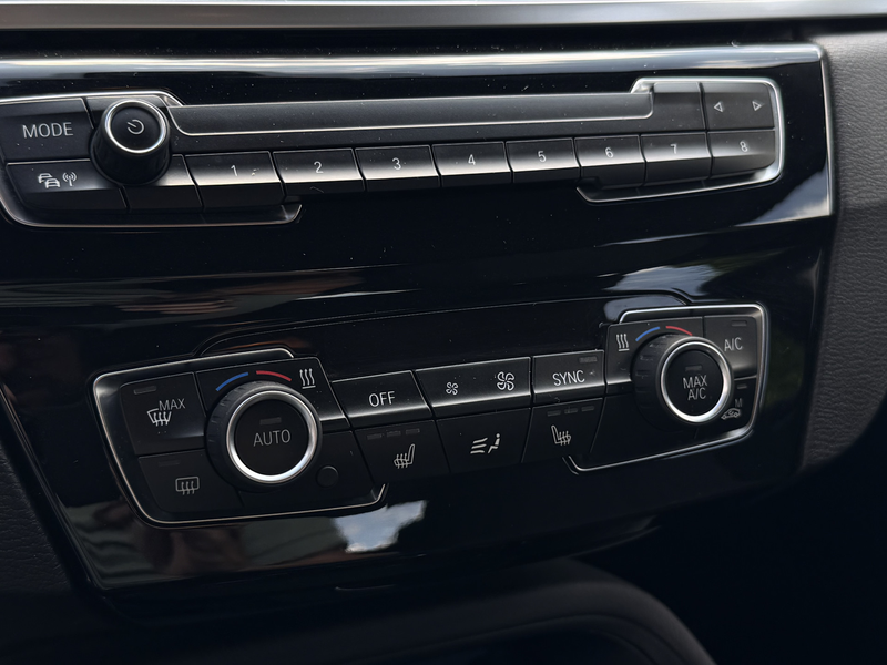 BMW X1 xDrive20i Essential | Trekhaak | 4x4| Verst. A-ban — photo 32