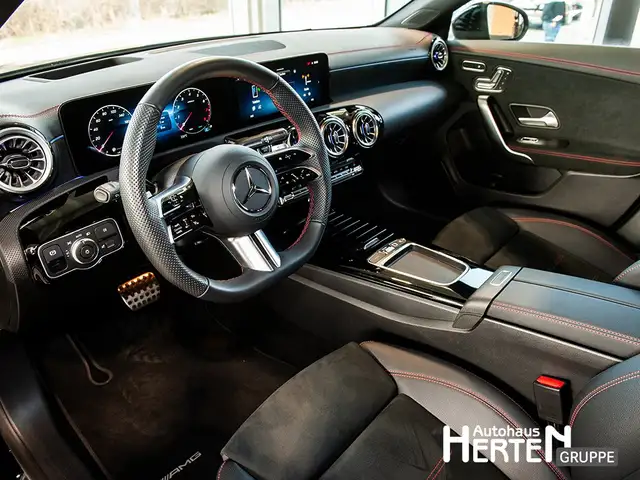 Mercedes-Benz Cla view 8