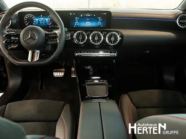 Mercedes-Benz Cla view 10