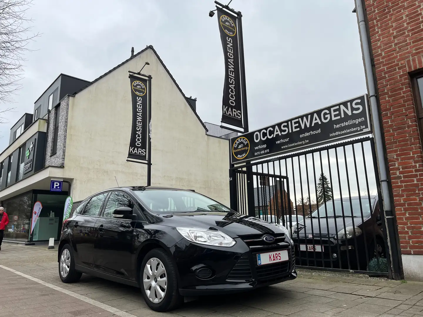 Ford Focus 1.6i/NIEUWST/1E EIG/AC/ZETELVERWARMING/RESEVEWIEL Negro - 1