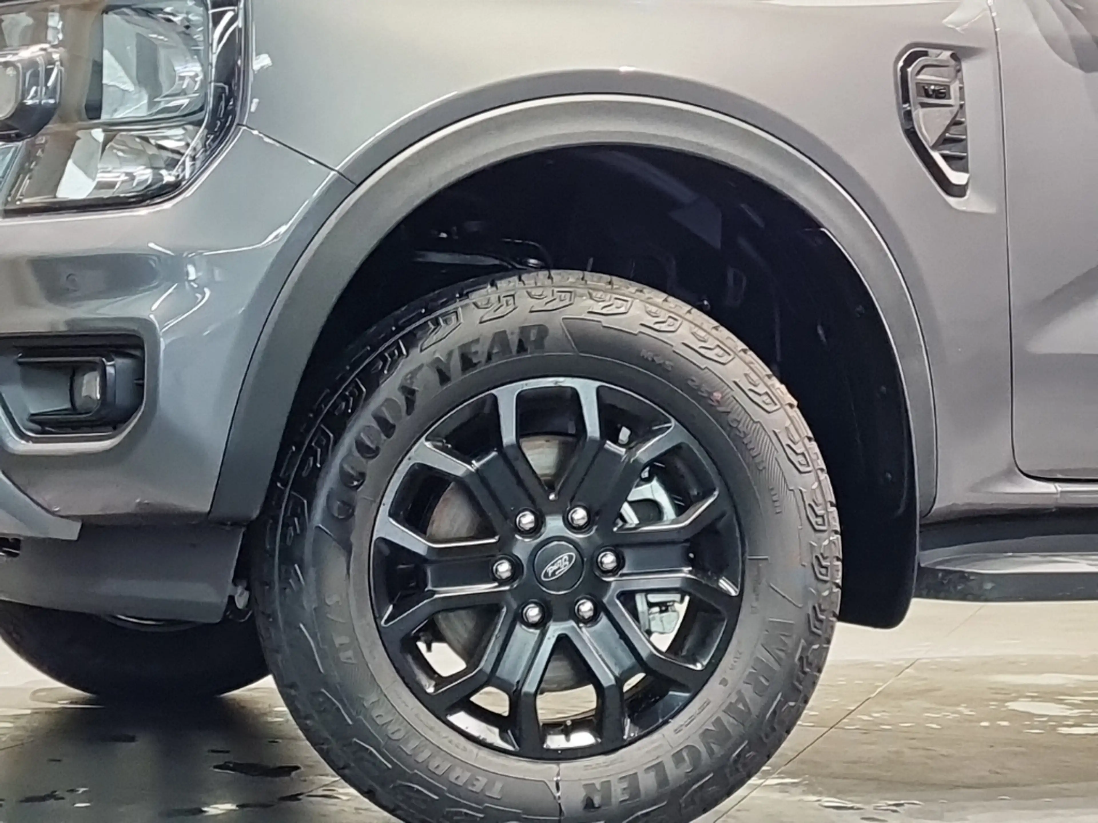 Ford Ranger XLT Doppelkabine 3,0l V6 e-4WD — photo 4