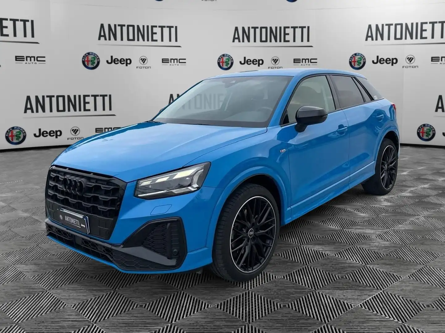 Audi Q2 Q2 30 TDI S tronic Identity Black Blau - 1