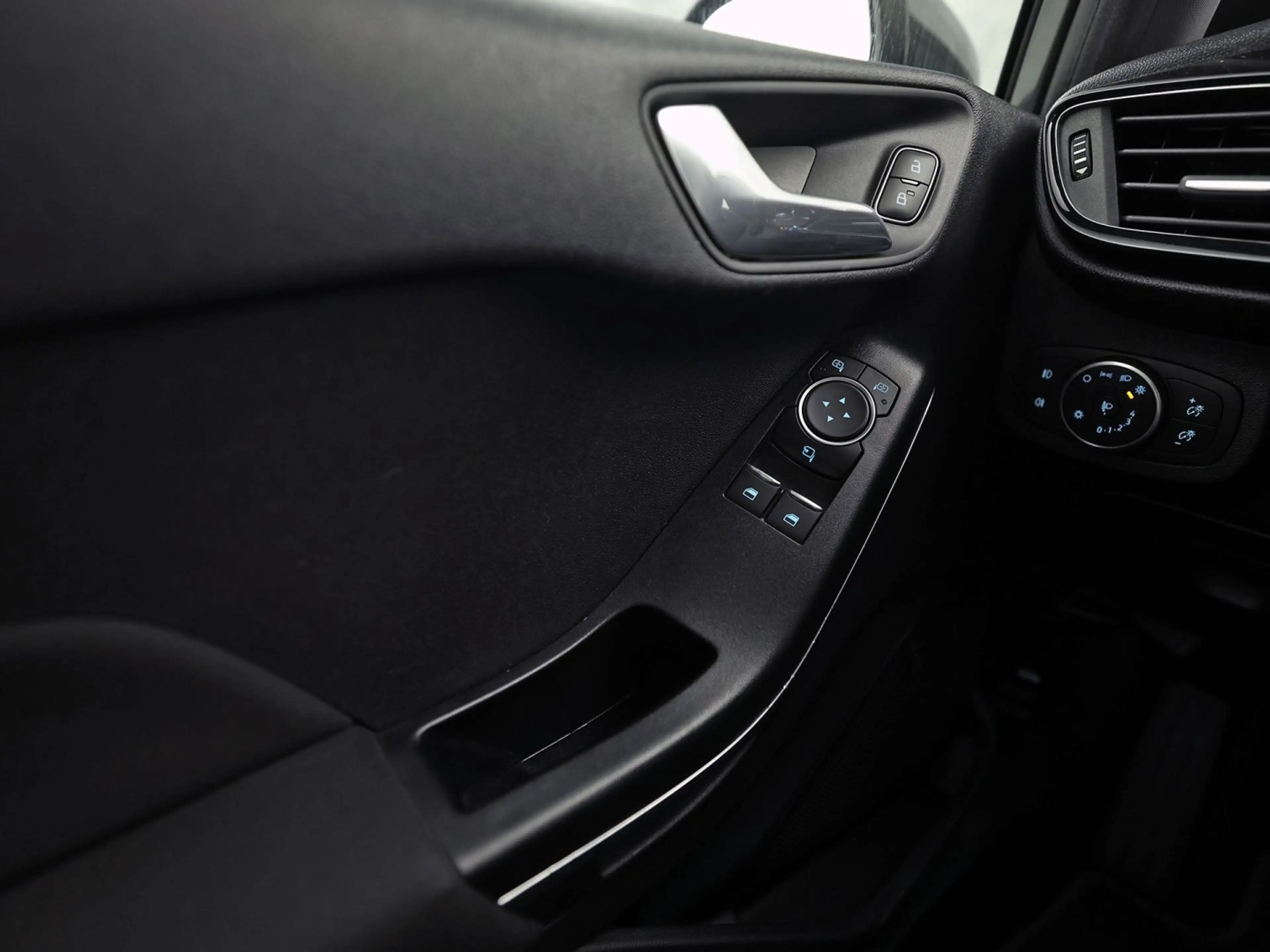 Ford Fiesta 1.0 EcoBoost Titanium Sport (APPLE CARPLAY, GROOT — photo 24