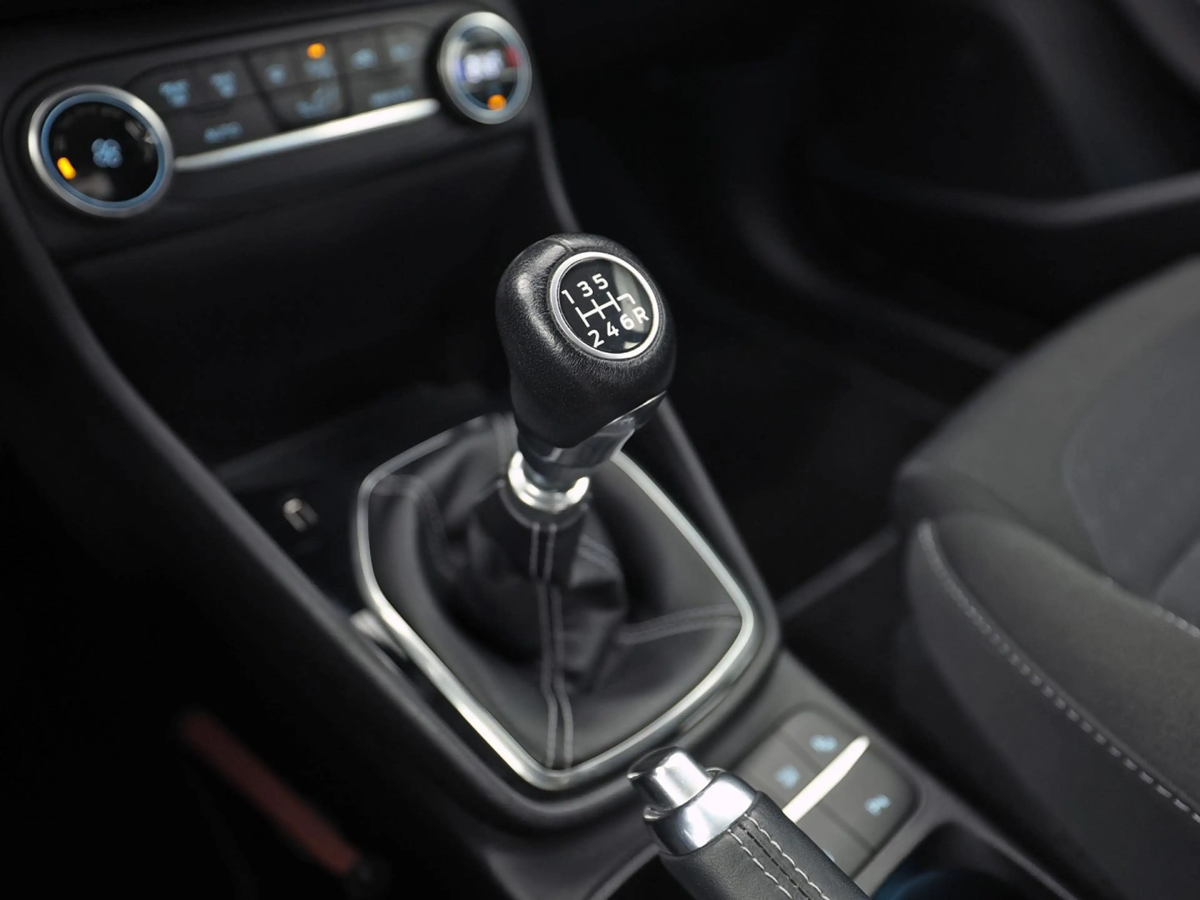 Ford Fiesta 1.0 EcoBoost Titanium Sport (APPLE CARPLAY, GROOT — photo 10