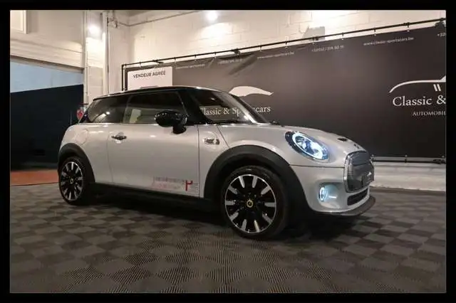 MINI Cooper SE e-Mini 28.9 kWh Cooper SE / CAMERA / CARPLAY /FULL