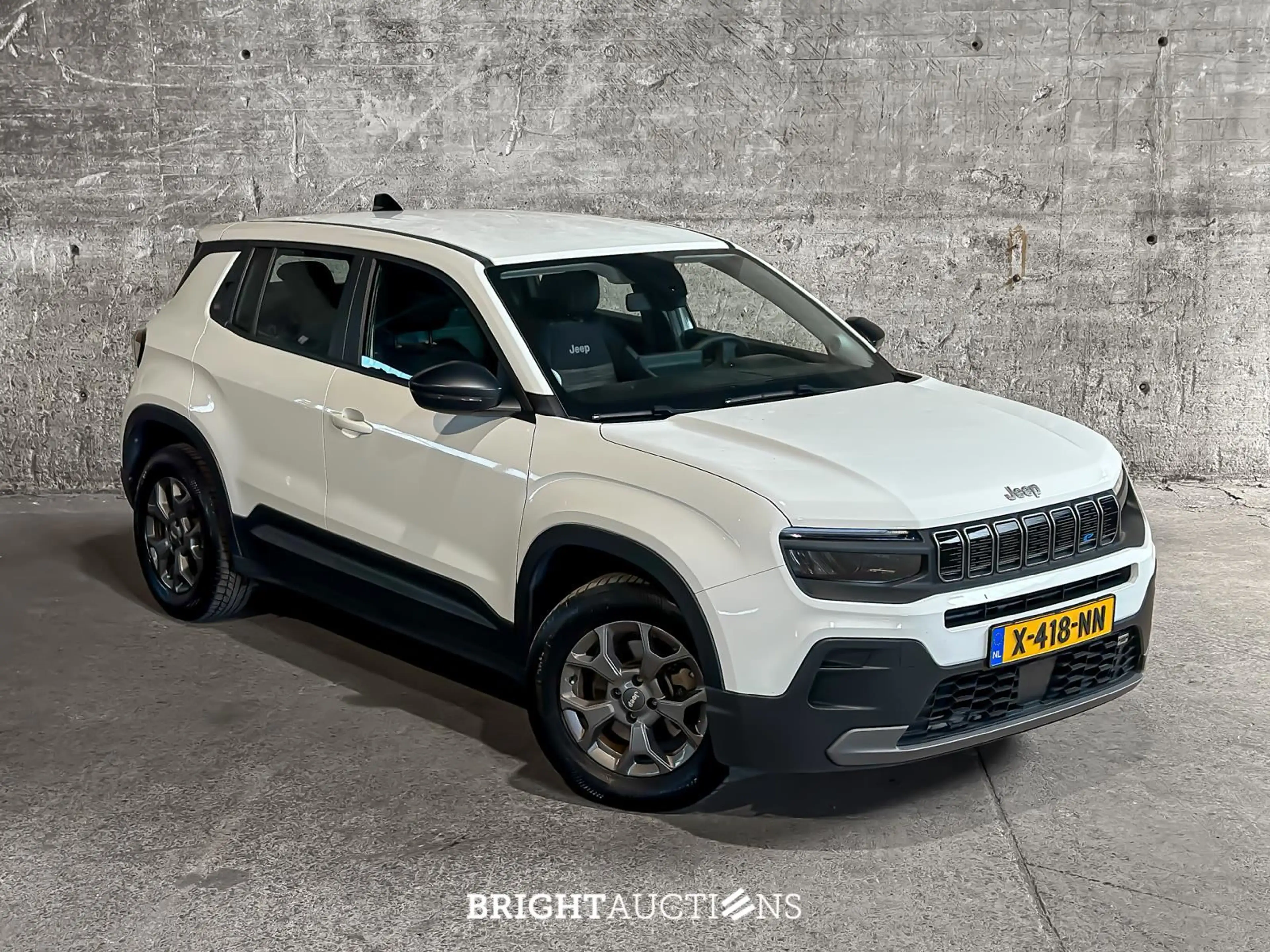 Jeep Avenger Longitude 54kWh — photo 13