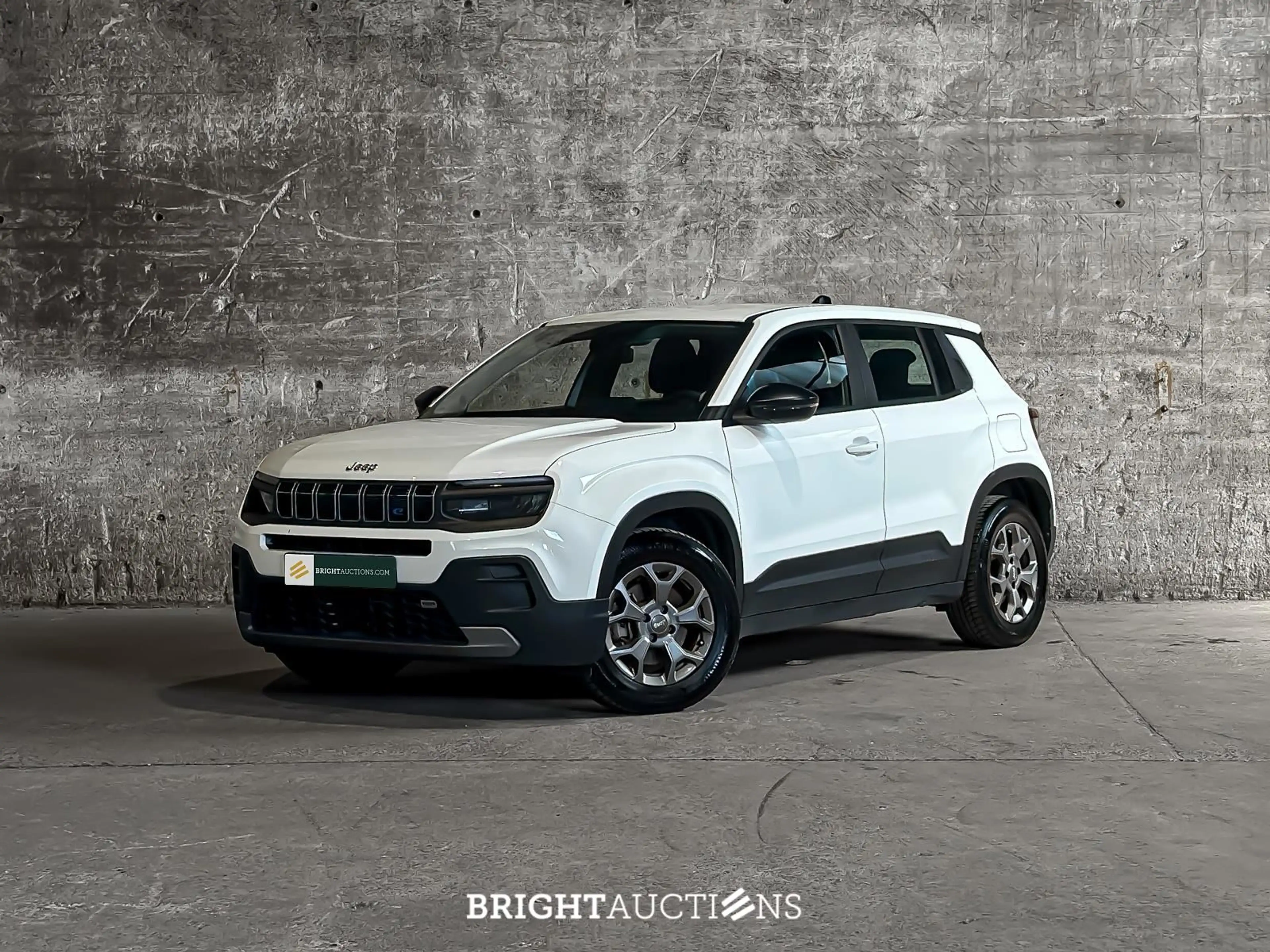 Jeep Avenger Longitude 54kWh — photo 5