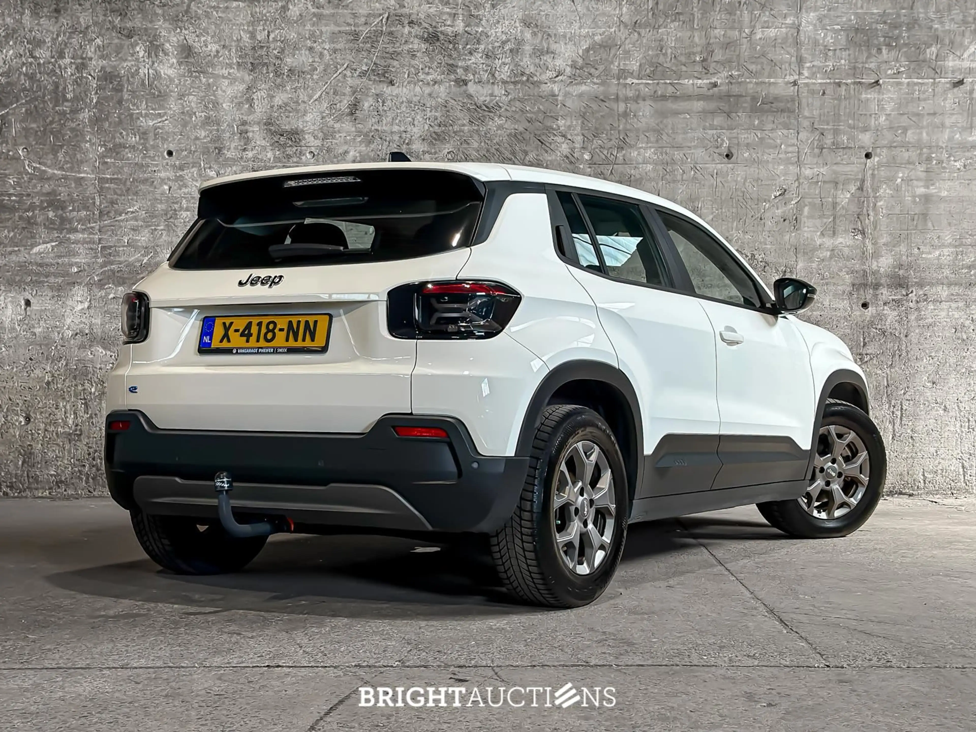 Jeep Avenger Longitude 54kWh — photo 15