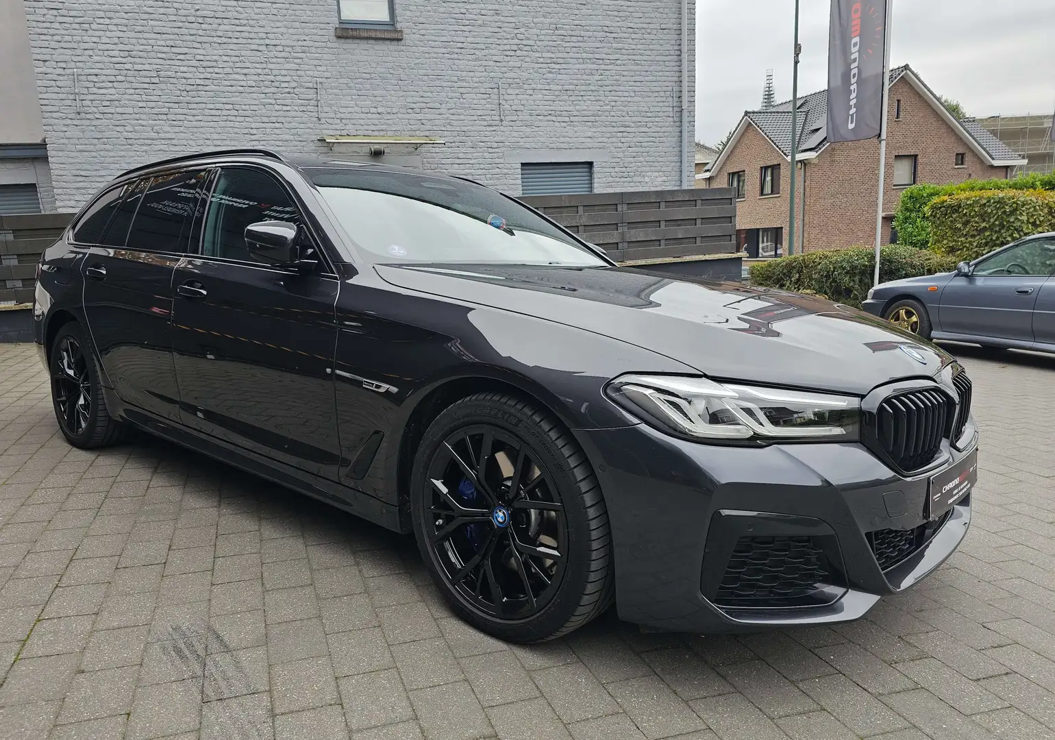 BMW 530 Pack M Toit-Pano Caméra Park Assist Cuir Gps Gris - 2