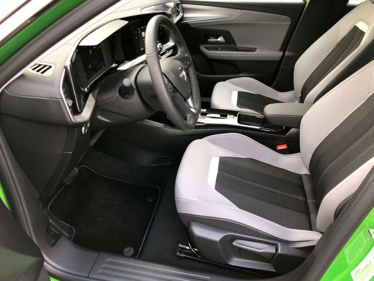 Opel Mokka E