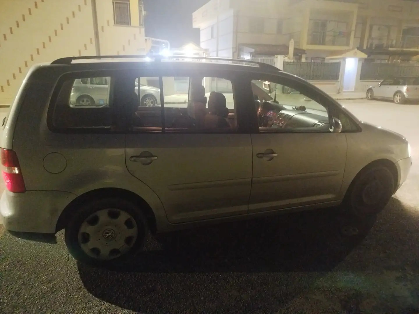 Volkswagen Touran 1.9 tdi - 1