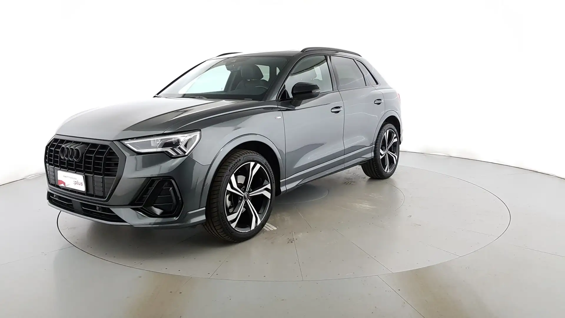 Audi Q3 35 2.0 tdi Identity Black s-tronic Gris - 1