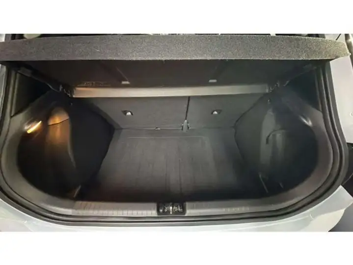 Hyundai i20 1.2 MPI Essence LE 2020, foto 14