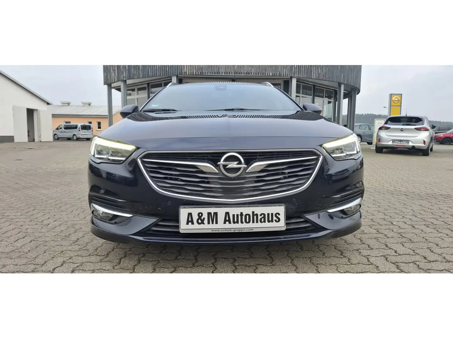 Opel Insignia B Sports Tourer 2.0 Innovation 360° Bleu - 2