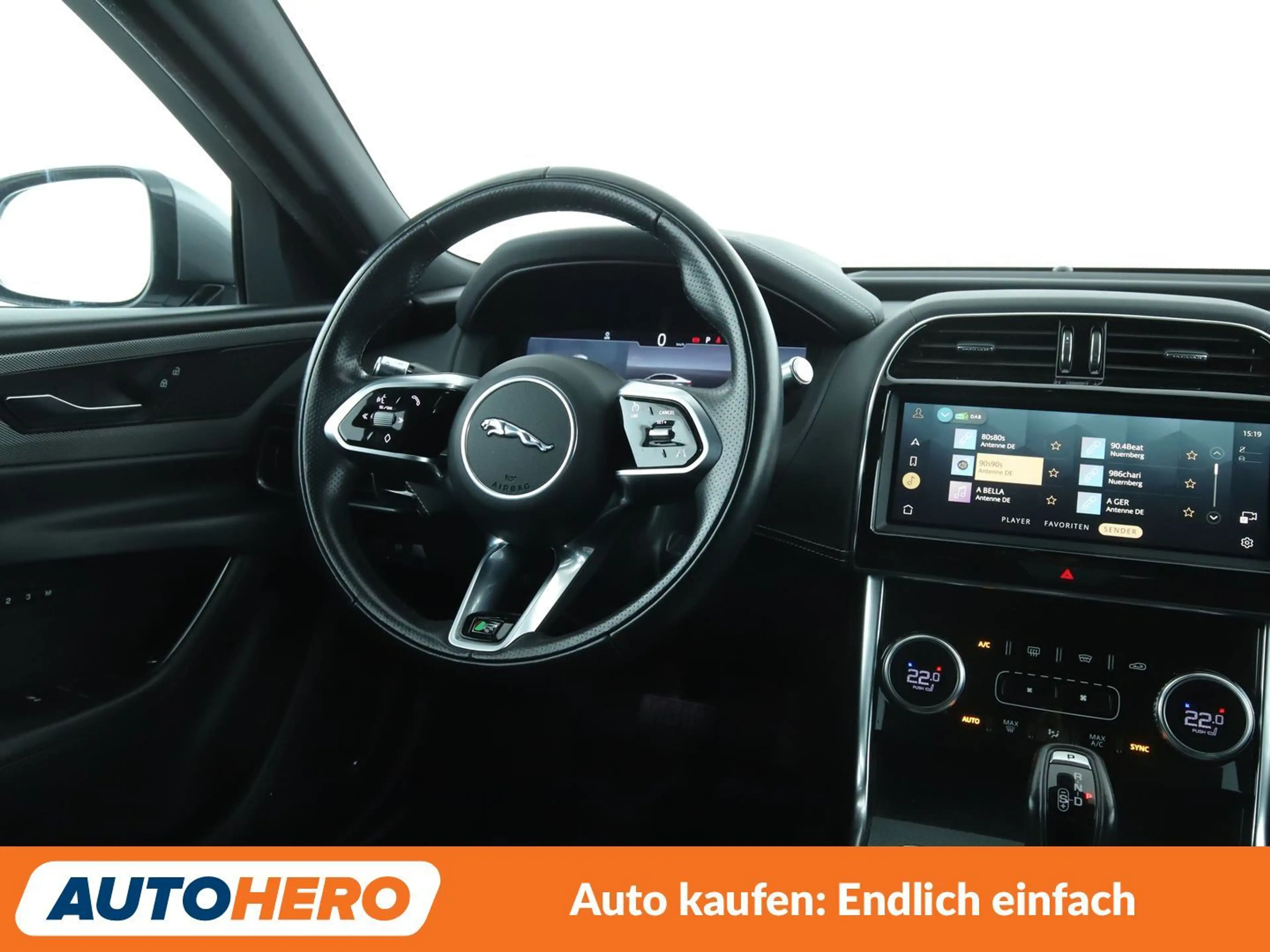 Jaguar XE D200 Mild-Hybrid R-Dynamic S Aut*CARPLAY*360°*LED* — photo 13