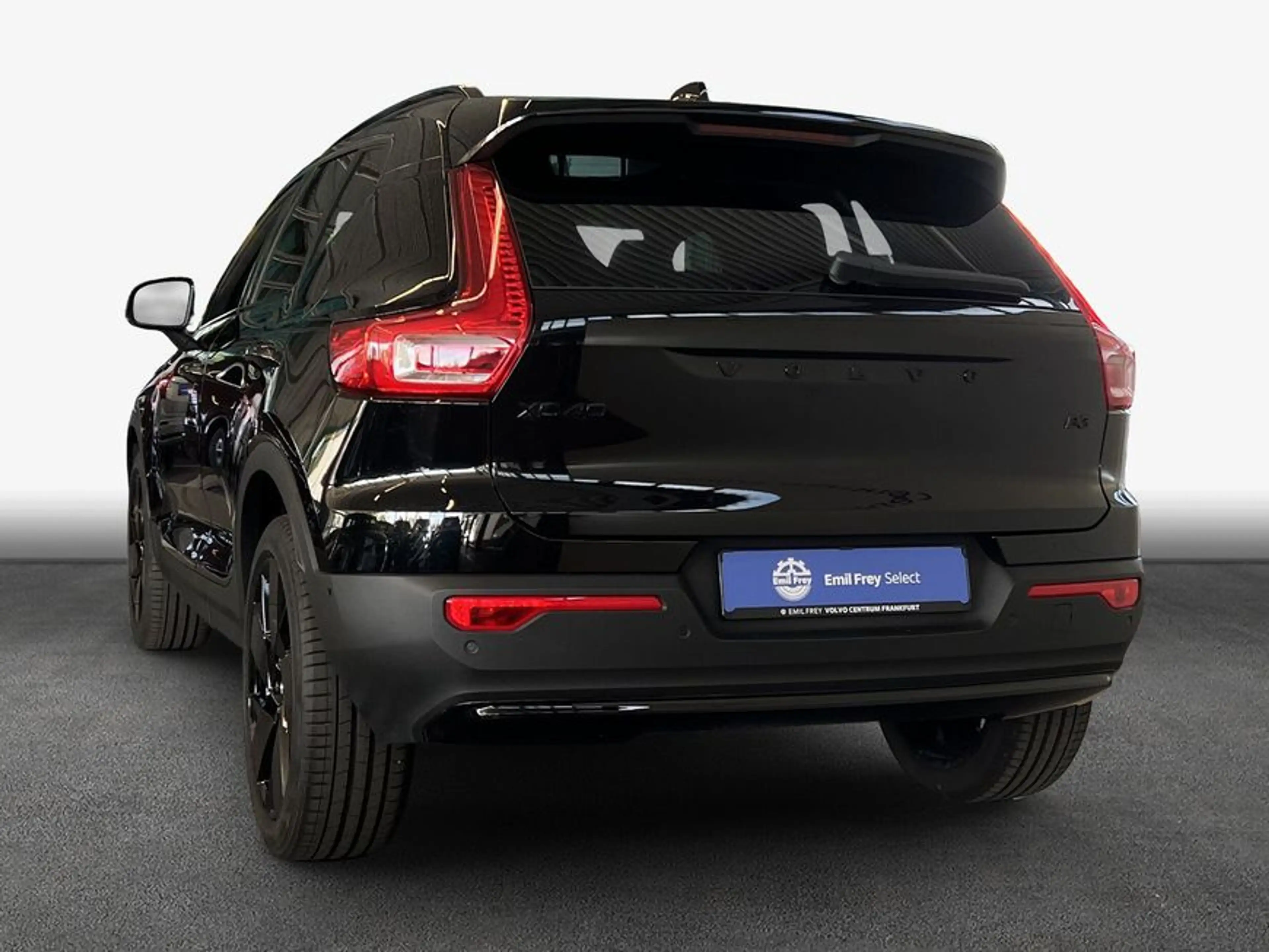 Volvo XC40 XC40 B3 B DKG Plus Black Edition — photo 5