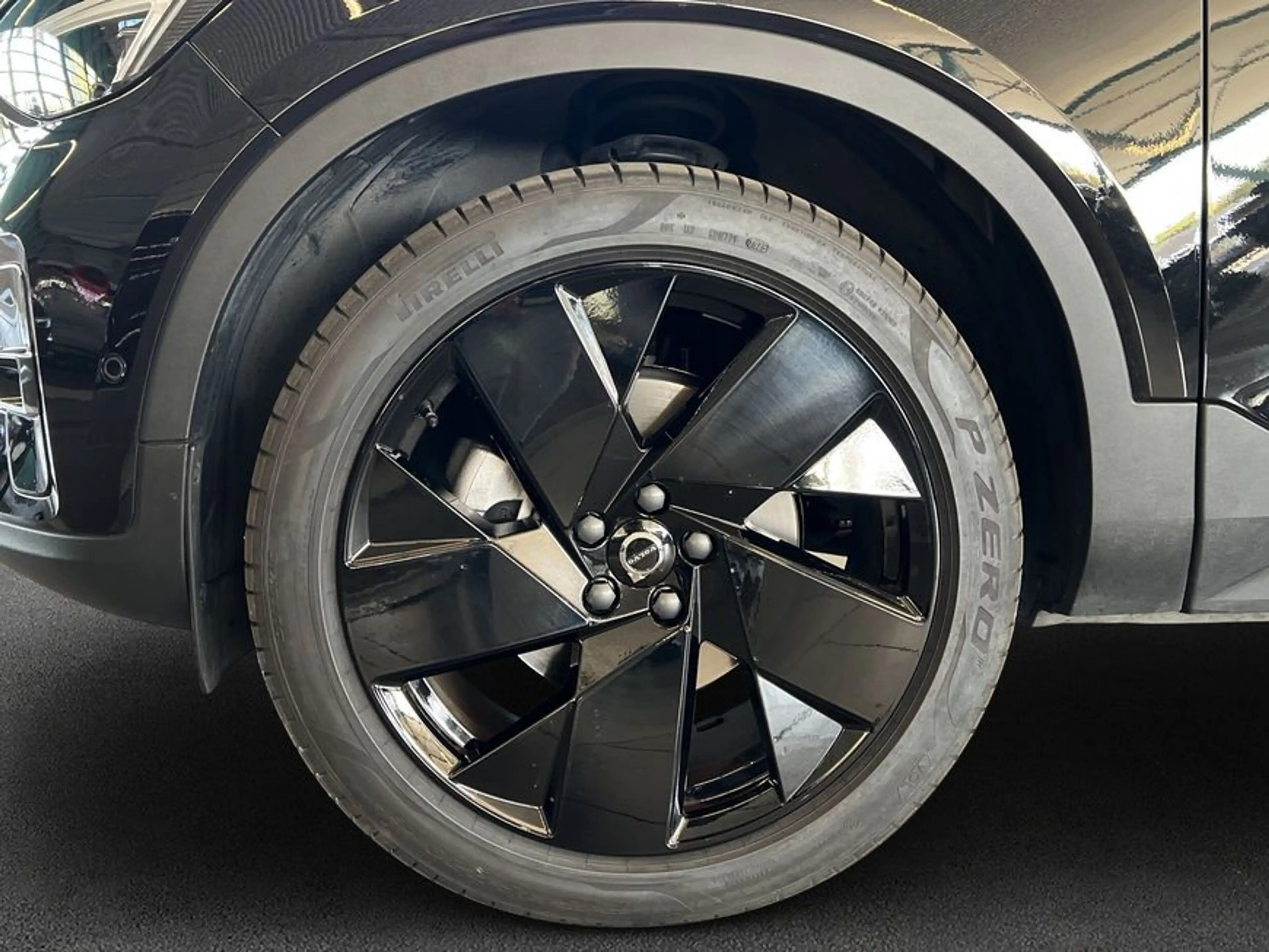 Volvo XC40 XC40 B3 B DKG Plus Black Edition — photo 7