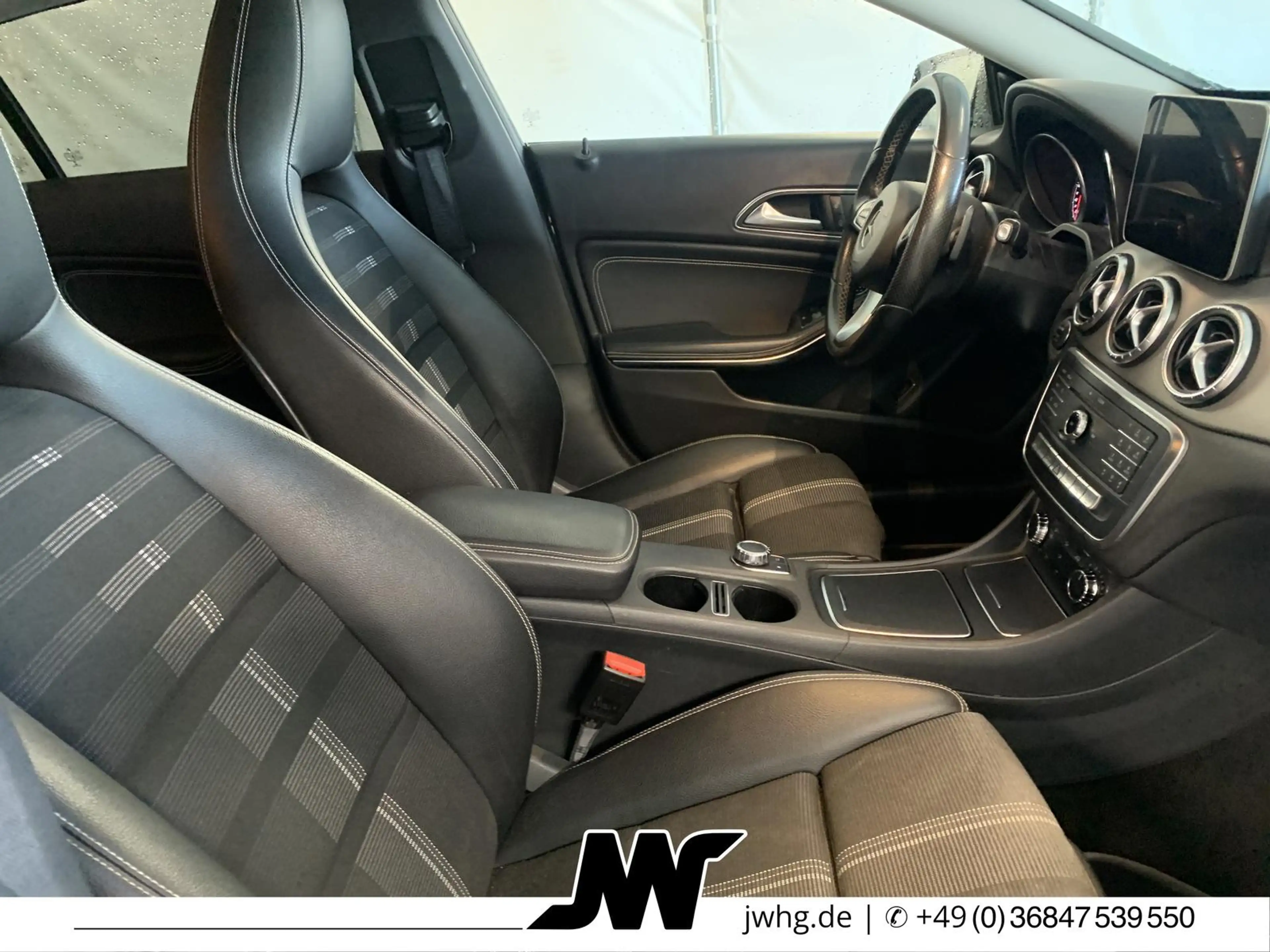 Mercedes-Benz CLA 200 Mercedes CLA 200 d 4Matic SB Urban KAM COMAND — photo 4