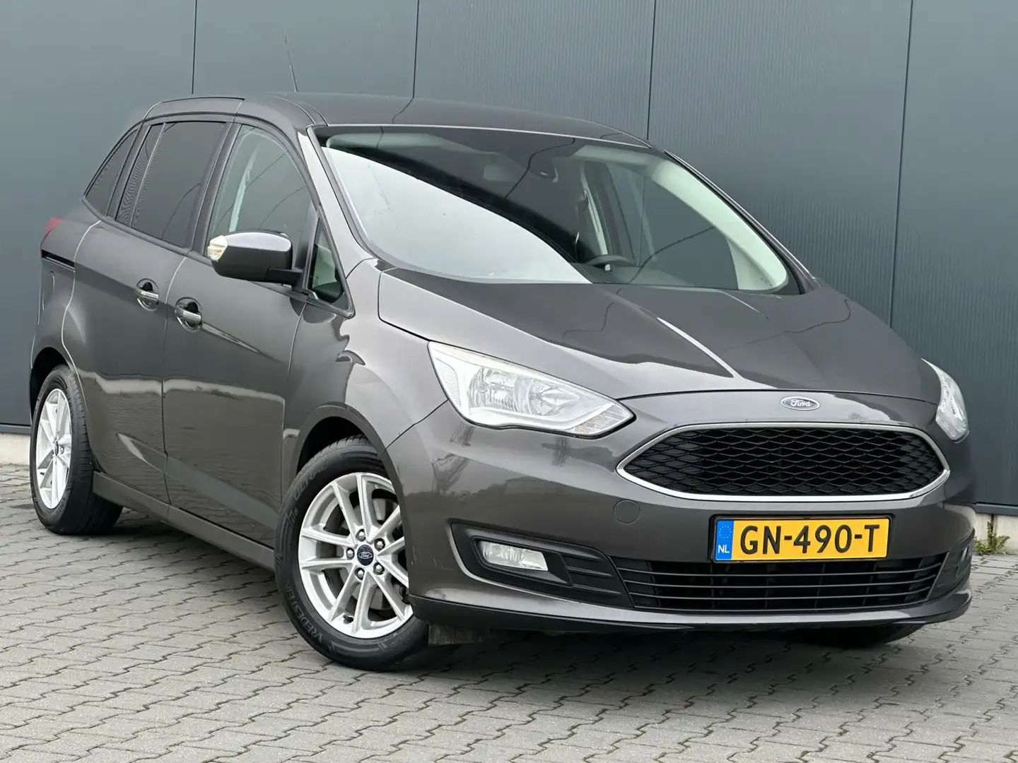 Ford Grand C-Max 1.0 Trend 7-Persoons - Navi - Trekhaak - Cruise Grijs - 2