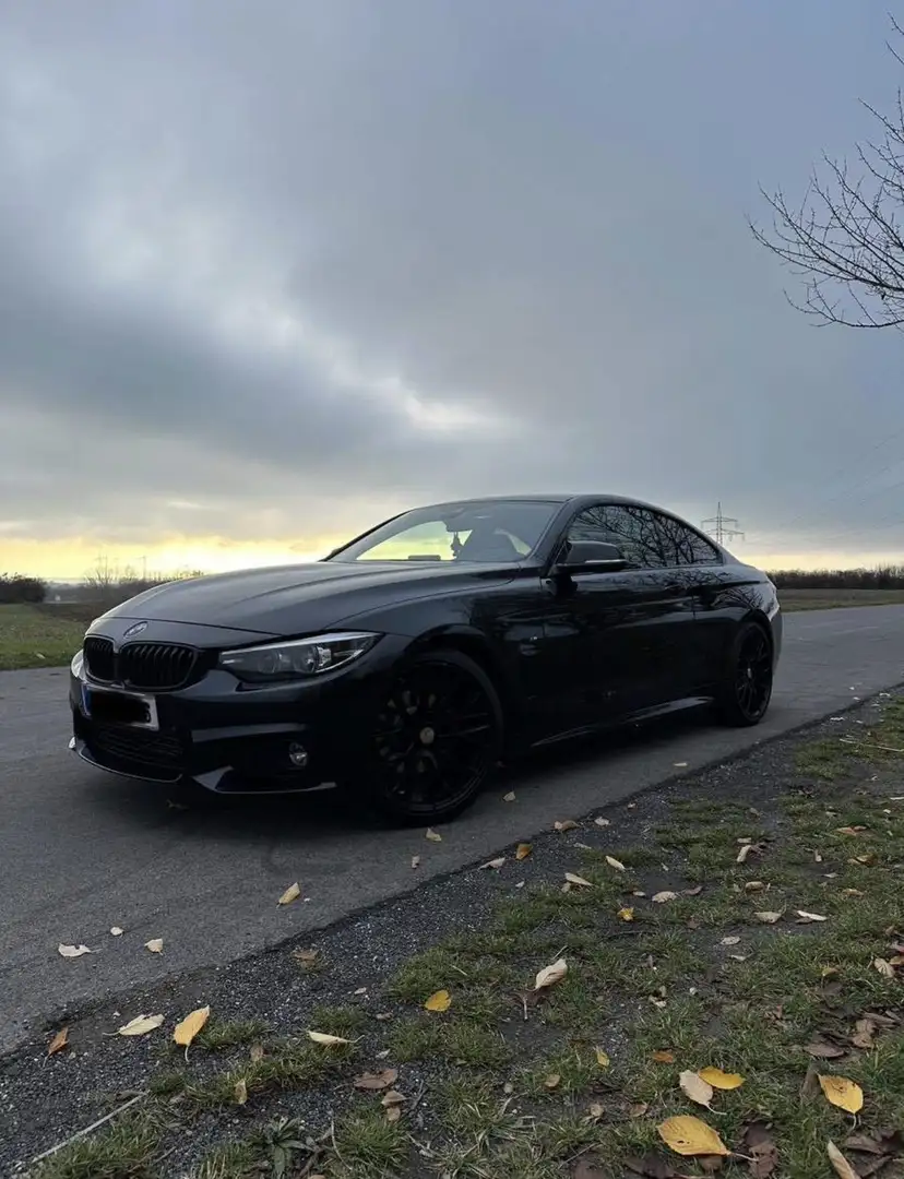 BMW 420 420d Coupe M Sport Aut. Schwarz - 2