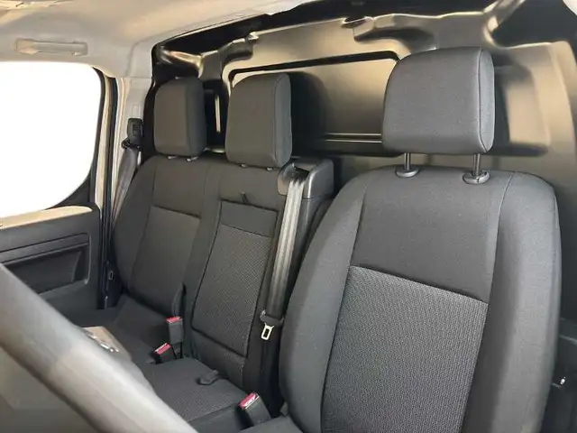 Opel Vivaro view 9