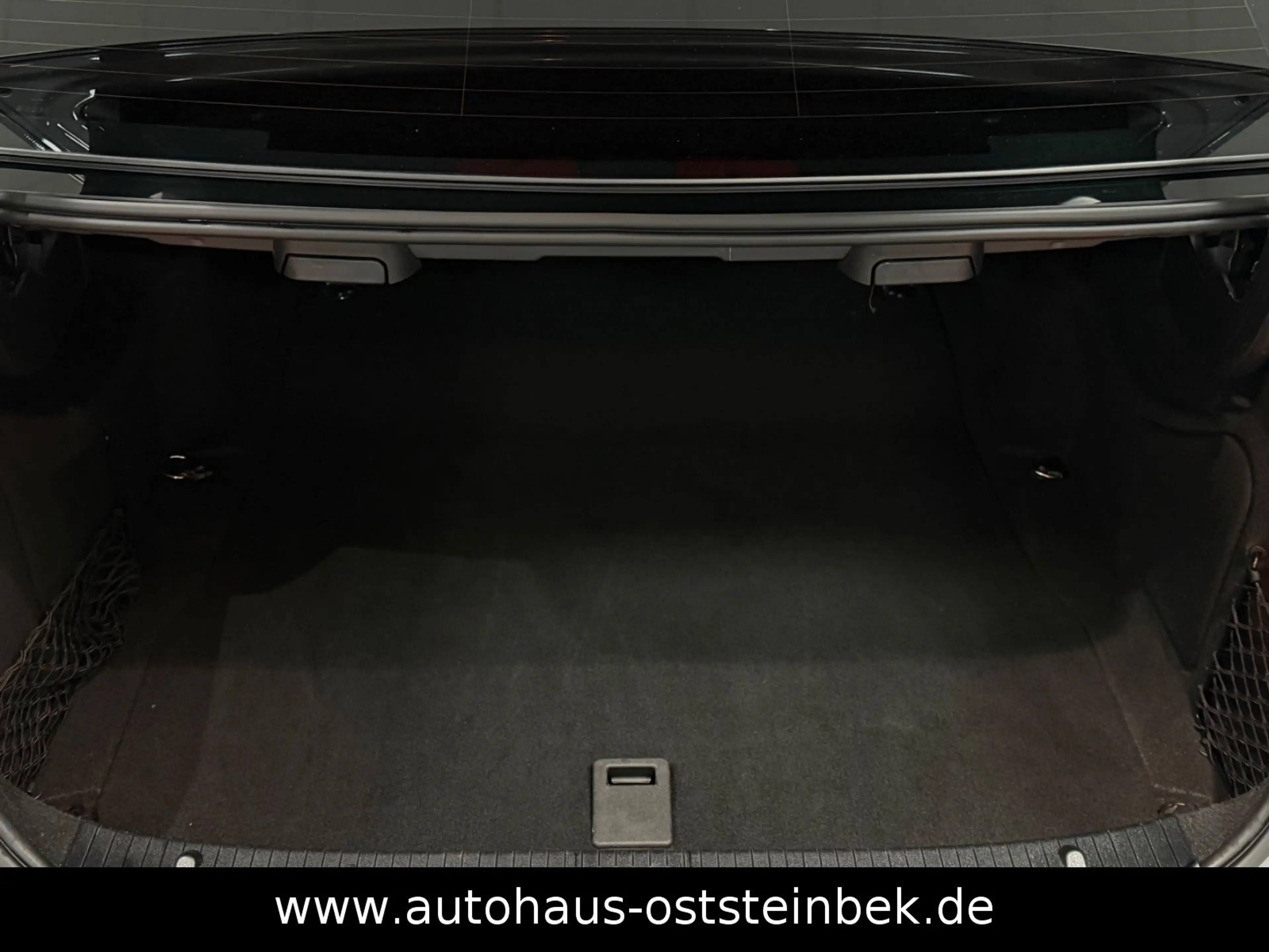 Mercedes-Benz E 300 BLUETEC/AMG-LINE/PANO/360°KAMERA/LED/AHK/ — photo 15