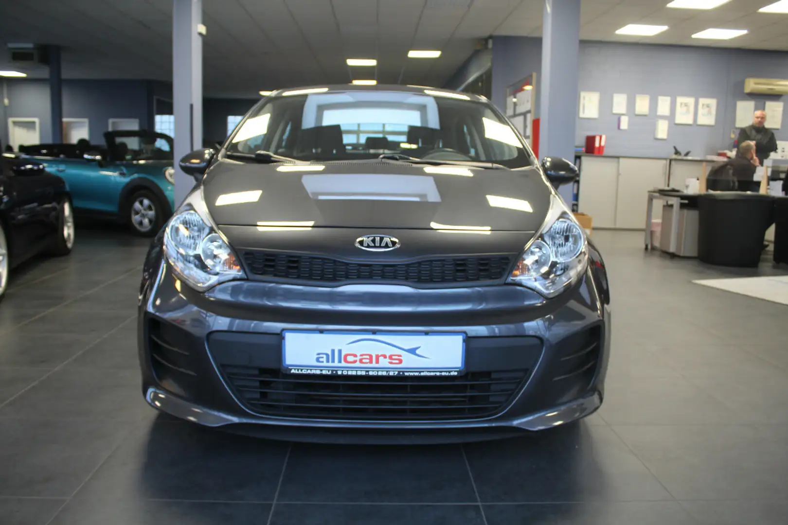 Kia Rio 1.2 Attract Gris - 2