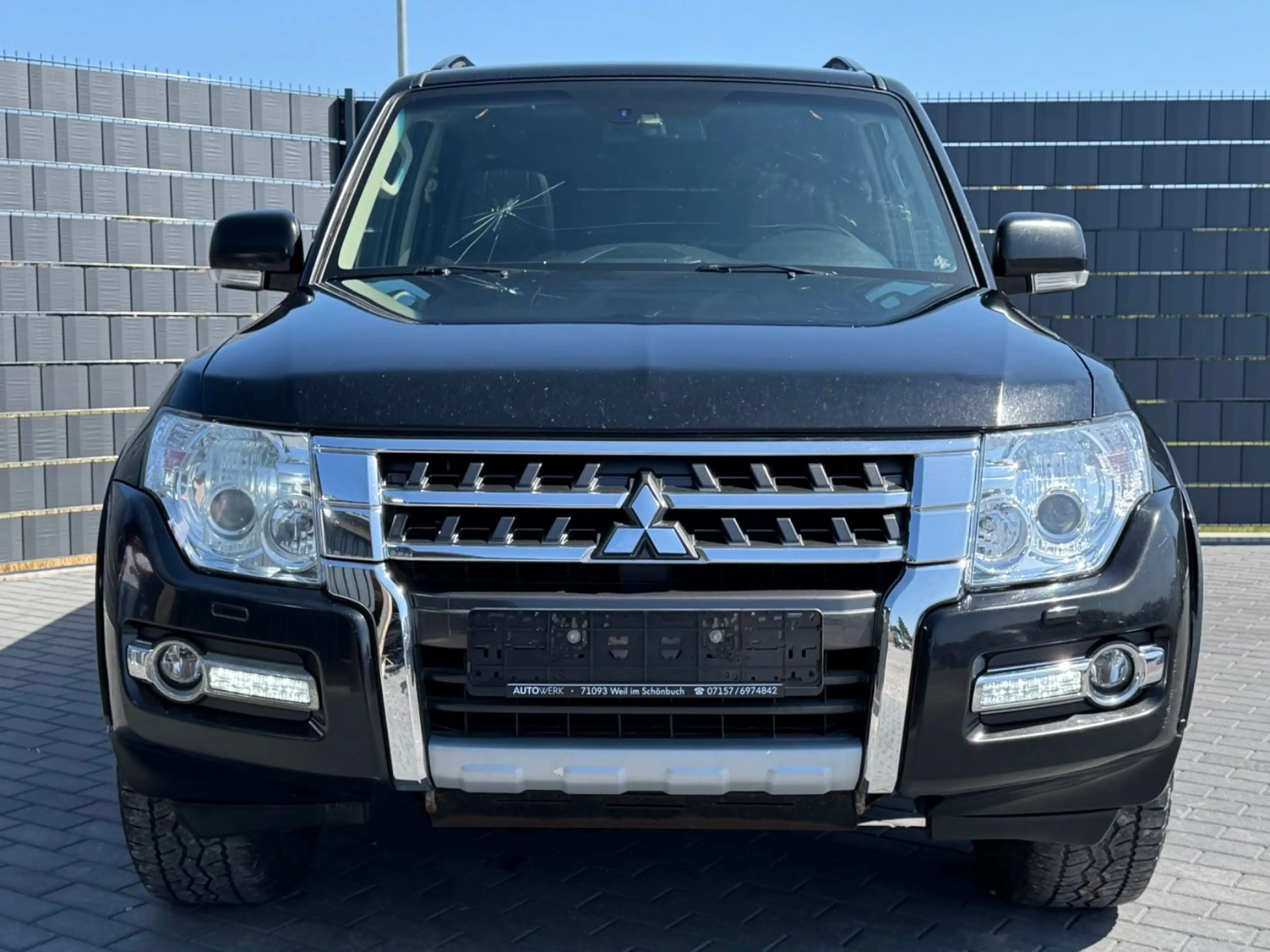 Mitsubishi Pajero 3.2 DI-D Top 4x4*AUTOMATIK*CAM*SHD*AHK* — photo 2