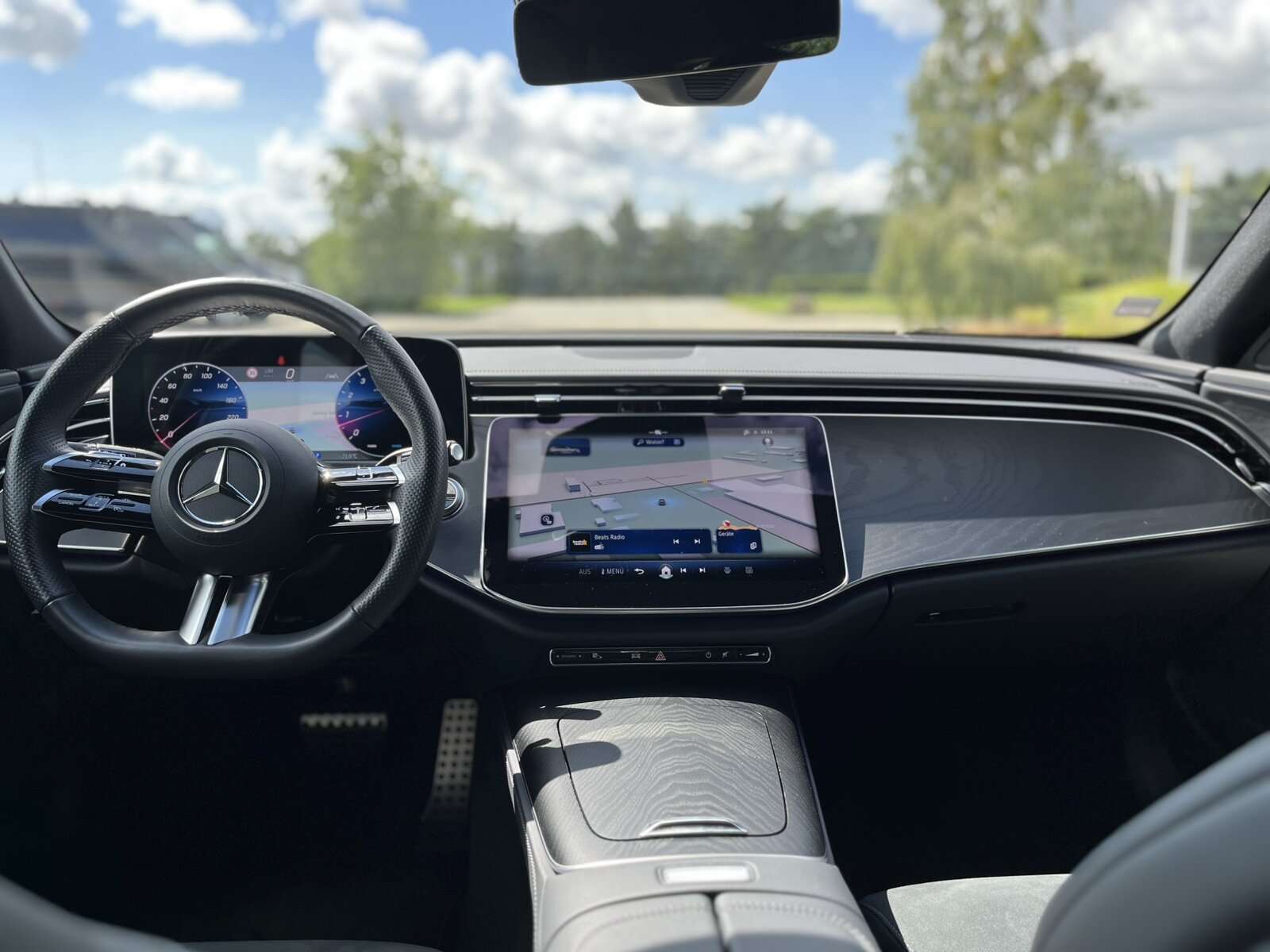 Mercedes-Benz E 200