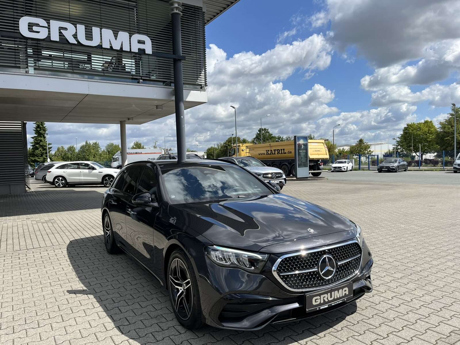 Mercedes-Benz E 200