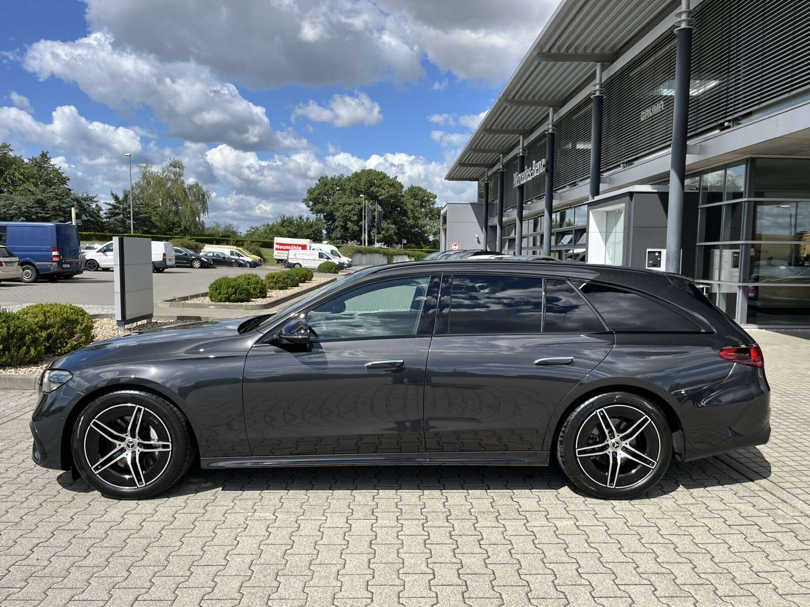 Mercedes-Benz E 200
