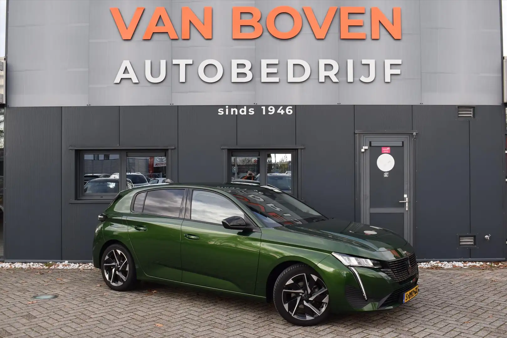 Peugeot 308 1.2 Puretech 130pk EAT8 Allure Pack Business Vert - 1