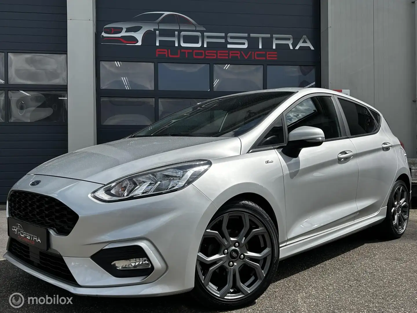 Ford Fiesta 1.0 EcoBoost ST-Line B&O Carplay Cruise PDC 17" Grijs - 1