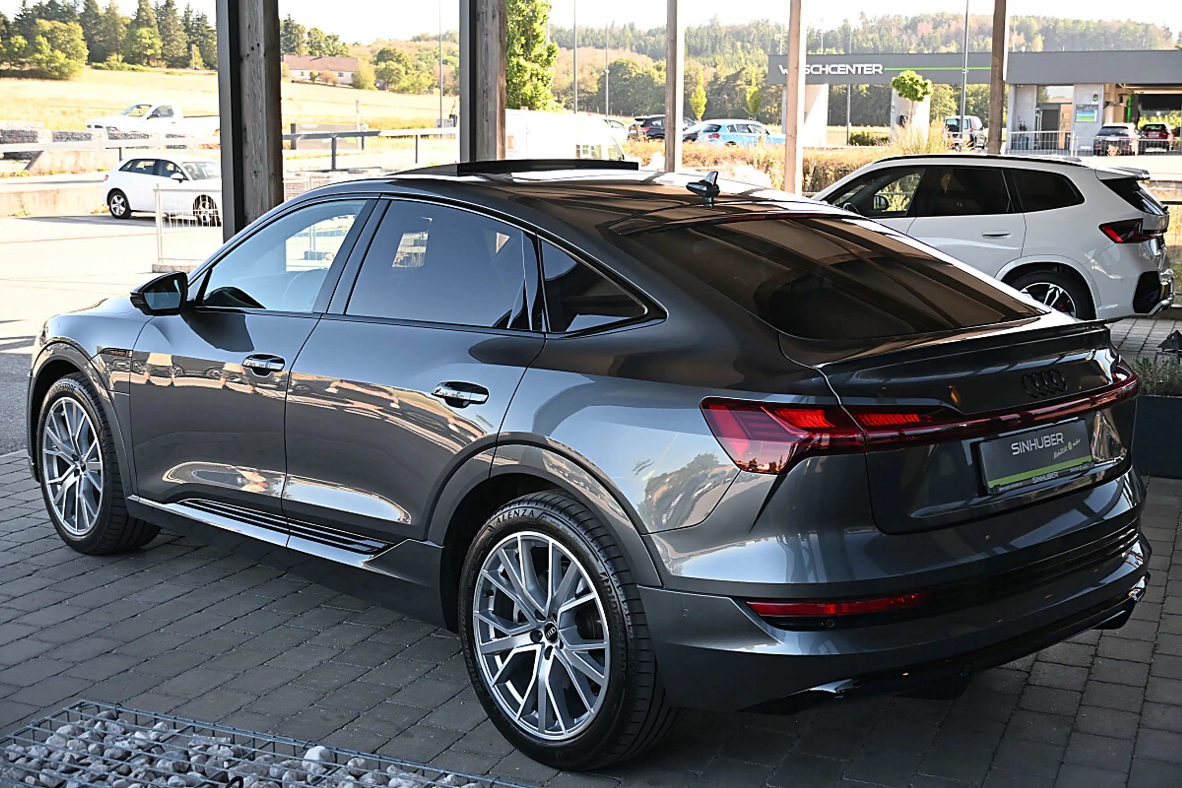 Audi e-tron SB 55 quattro 95kWh S-line NP € 117k ACC, HeadU... — photo 3