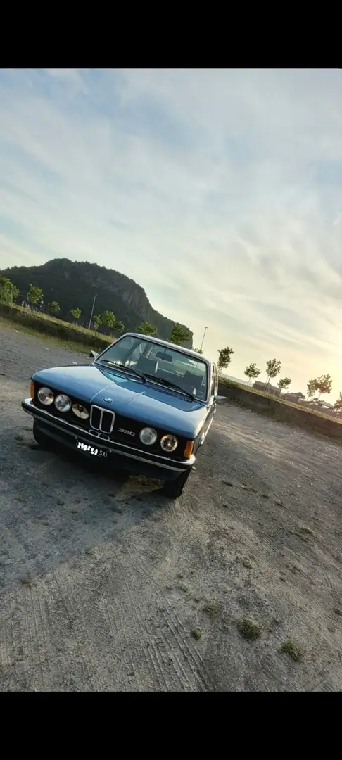 BMW 320 2p - 1
