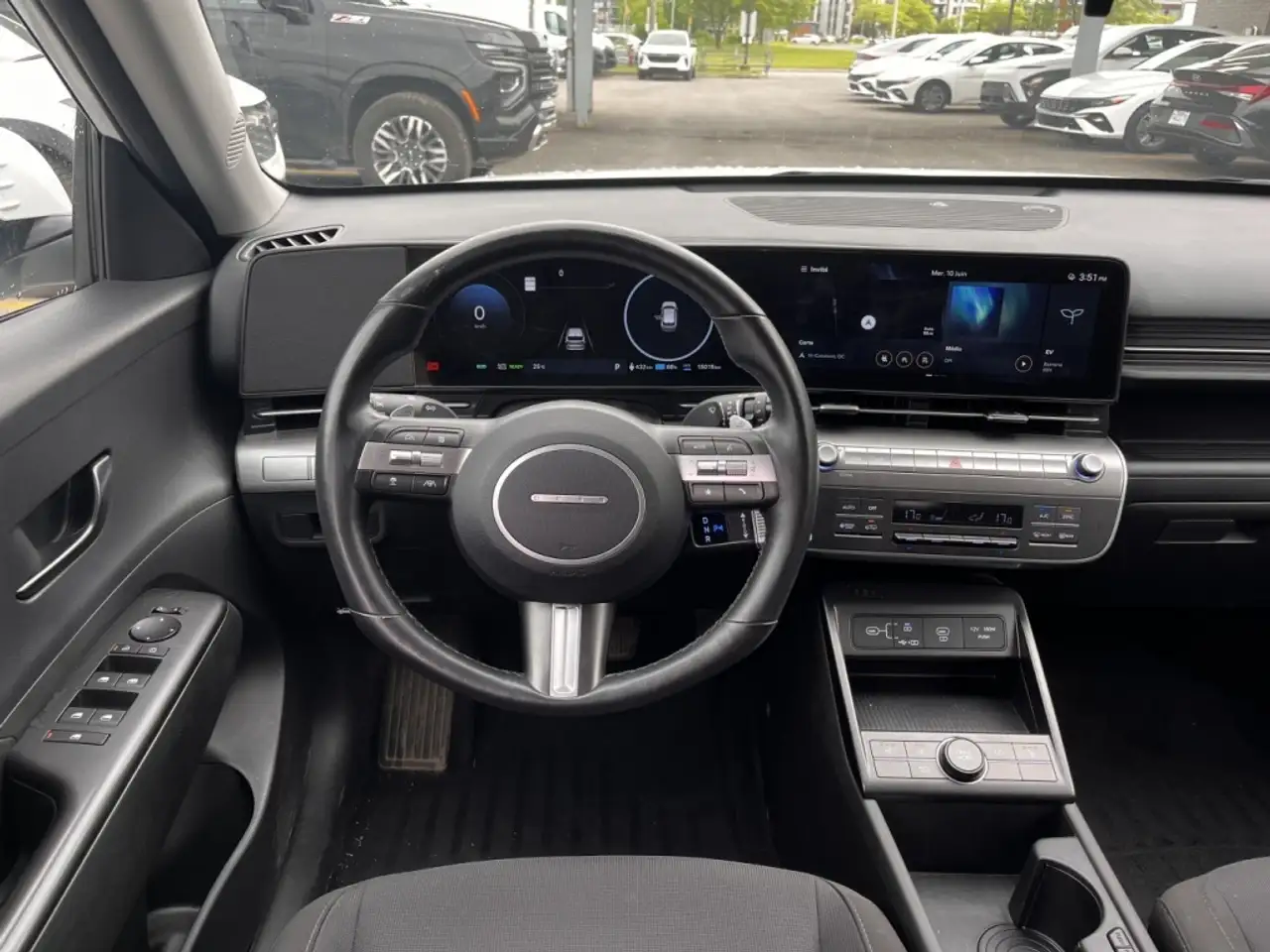 Hyundai KONA снимка Hyundai KONA