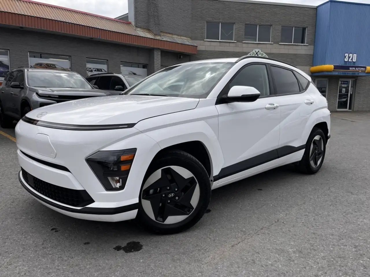 Hyundai KONA снимка Hyundai KONA