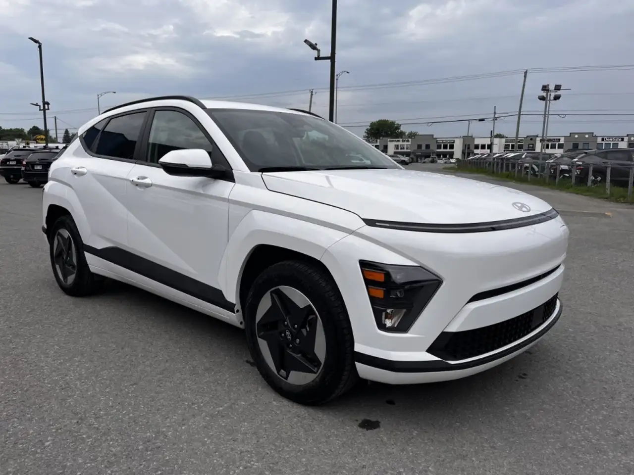 Hyundai KONA снимка Hyundai KONA