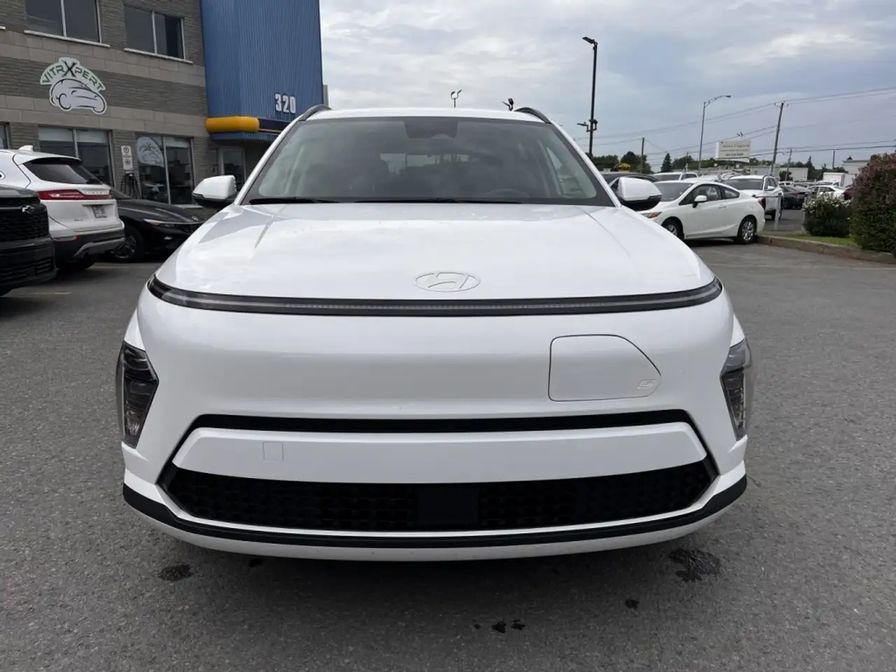 Hyundai KONA снимка Hyundai KONA