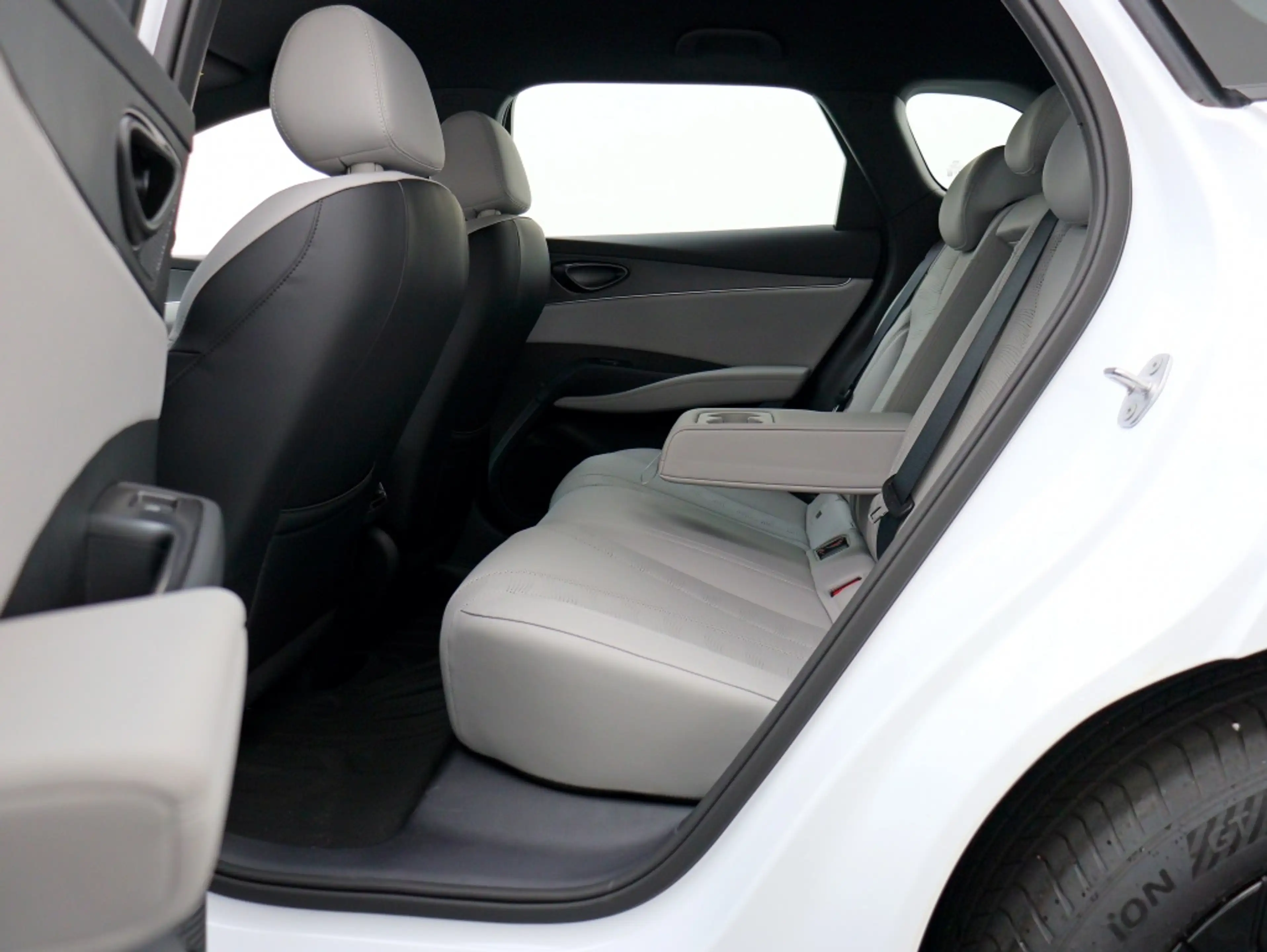 BYD Seal 6 Touring 1.5 DM-i Boost | BYD Dealer | Private Leas — photo 15
