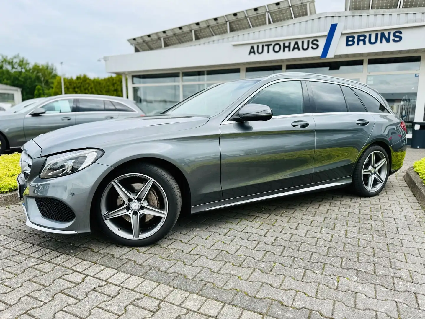 Mercedes-Benz C 220 T d AMG, Panodach, LED, AHK, Totw., Spur, RFK, PTS Szürke - 2