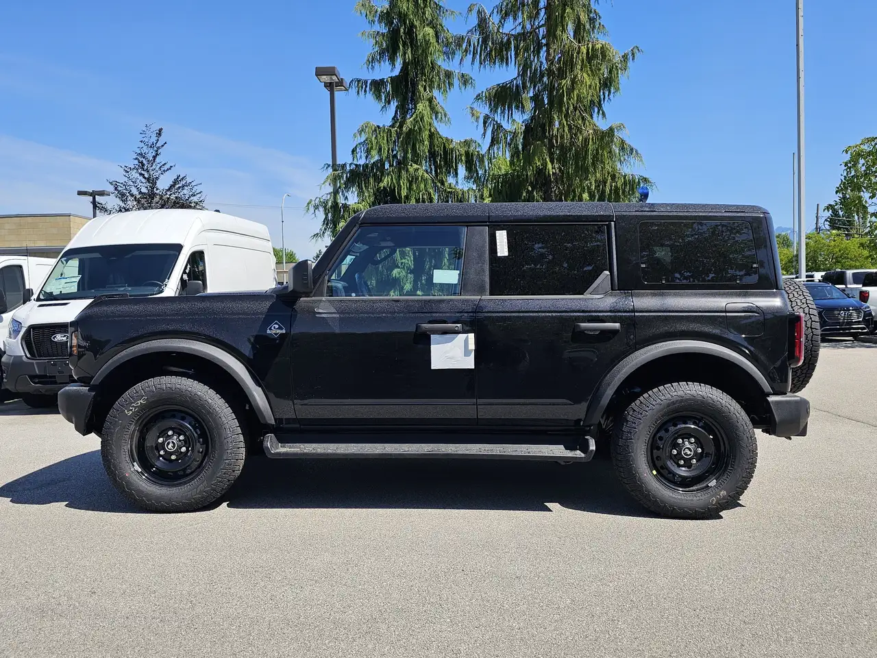 Ford Bronco снимка Ford Bronco