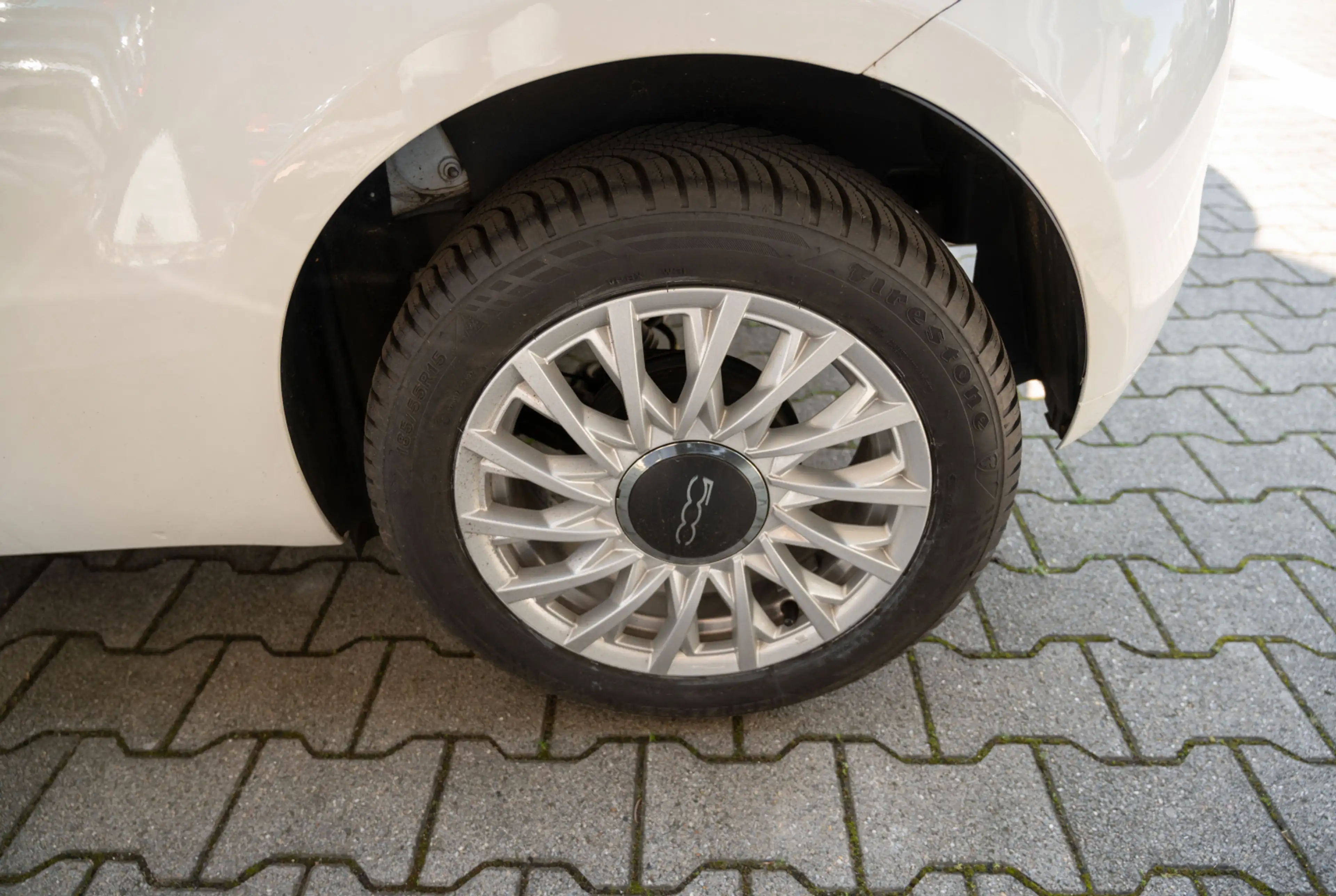 Fiat 500 Basis 1.0 GSE N3 Hybrid *MIRROR SCREEN*KOMFORT PAKET* *INVENTUR-SALE* — photo 16