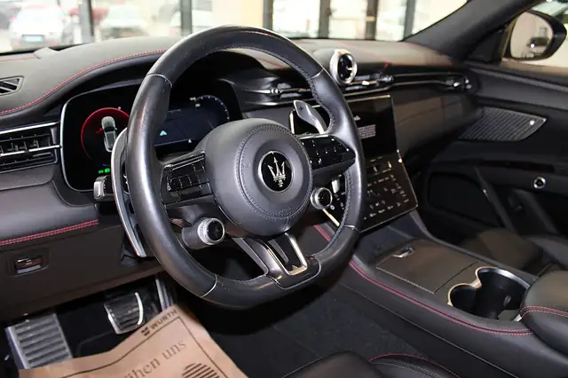 Maserati Grecale Trofeo Q4 **NETTO** Ansicht 18