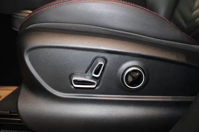 Maserati Grecale Trofeo Q4 **NETTO** Ansicht 14