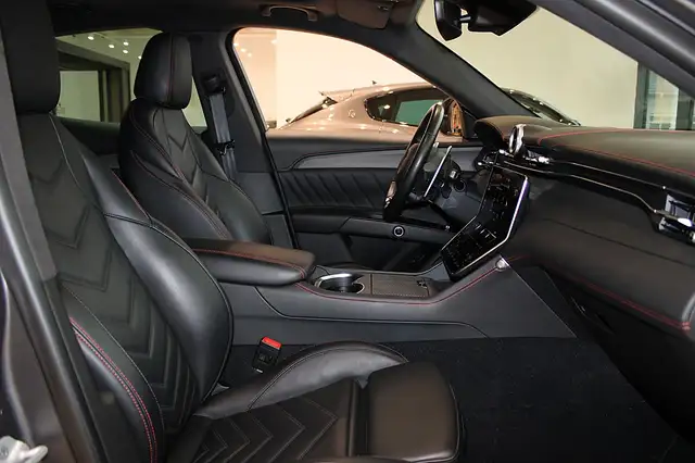 Maserati Grecale Trofeo Q4 **NETTO** Ansicht 16