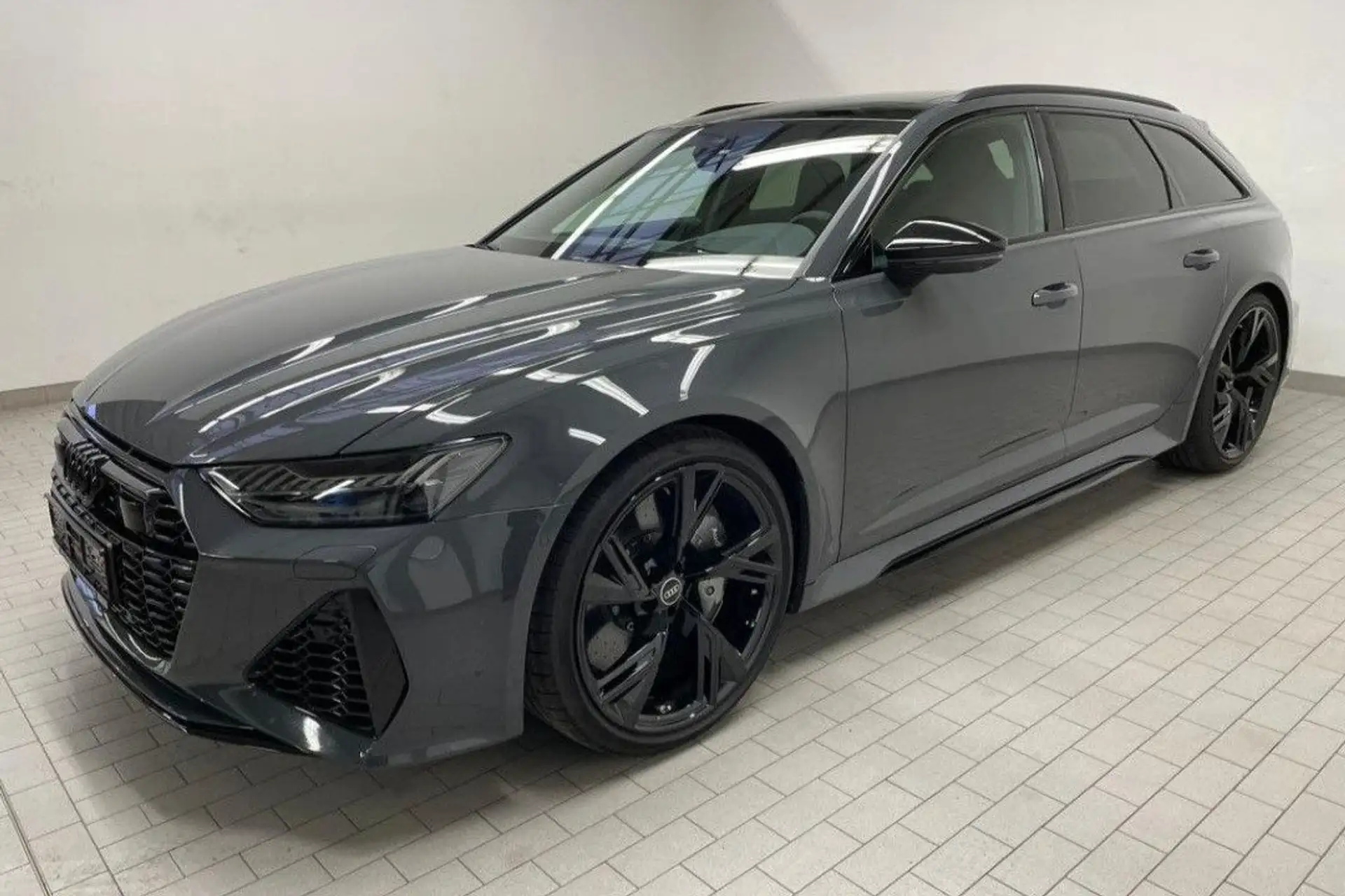 아우디 Audi RS6 4.0 TFSI 2022 건메탈 사진 1