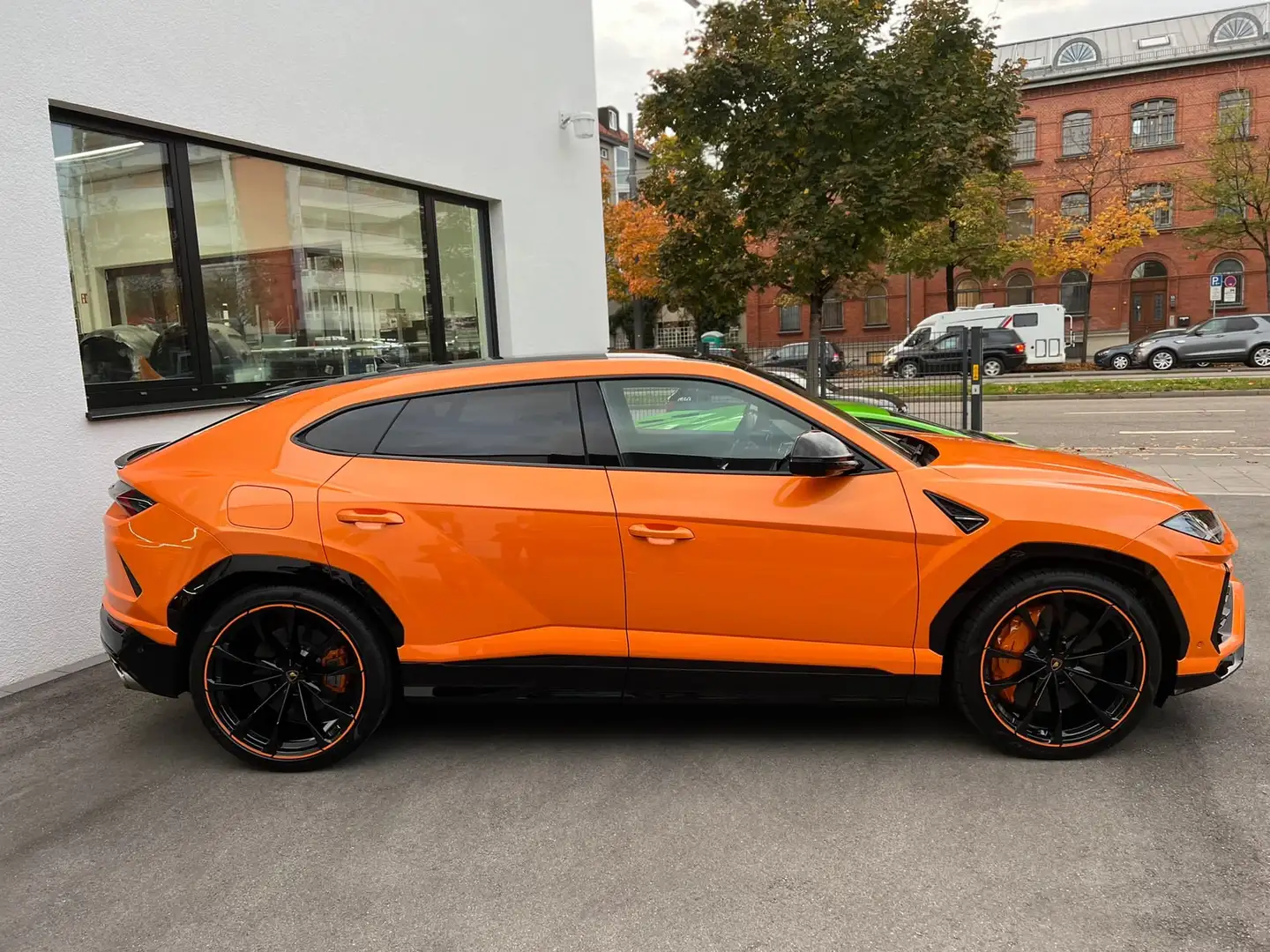 Lamborghini Urus Urus Orange - 2